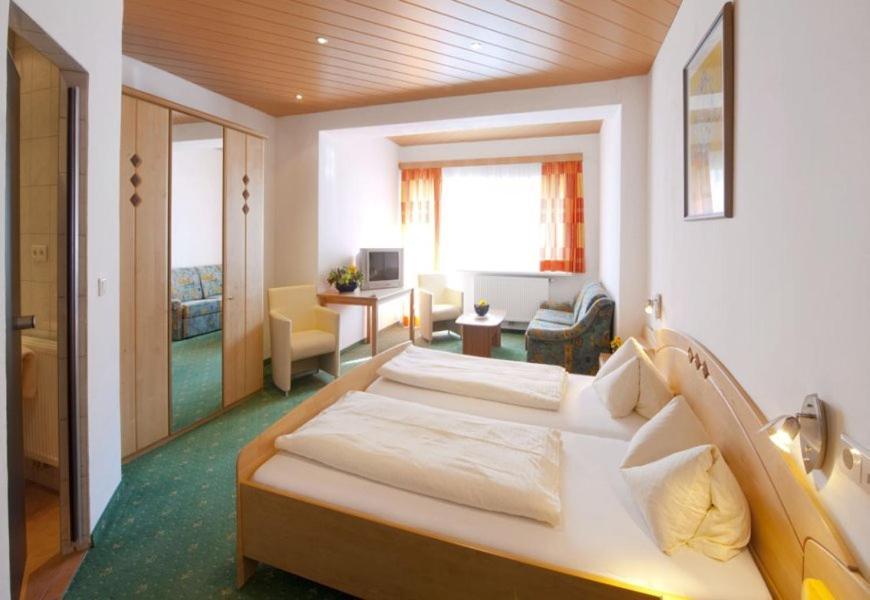 Clubhotel 3*